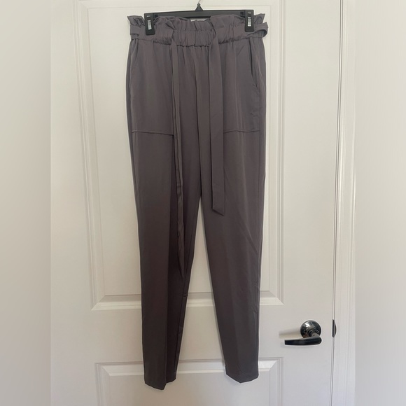 2/$25 🎉 ROOM SERVICE paperbag waist pants, like new! - Picture 1 of 8